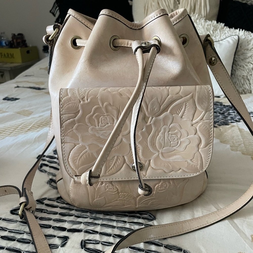 Patricia Nash Cream Tooled/Distressed Leather Bucket Bag